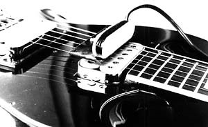Pickup gitár - gitár workshop - szakmai javítása hangszerek,