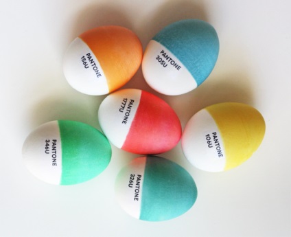 10 Meredek unbanal ötletek díszíteni, és festeni húsvéti tojások