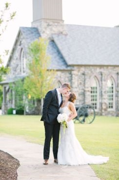 7 moduri de a facilita munca unui fotograf la nunta - mireasa