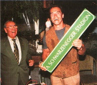 Arnold devenind un culturist - campioni și competiții