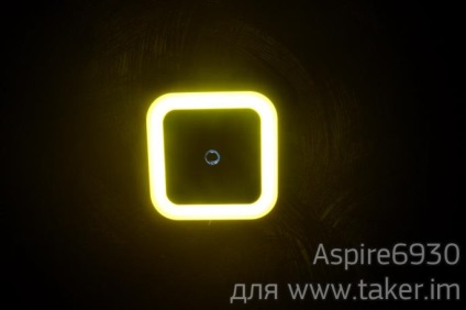 Lampă de noapte automată cu senzor de lumină