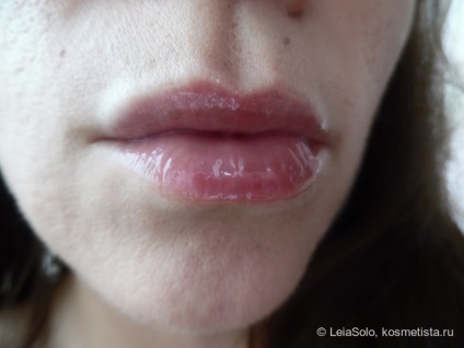 Блиски для губ з функцією догляду відгуки