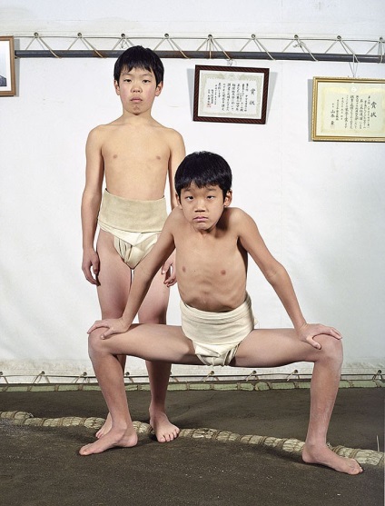 Szumó birkózók gyerekek