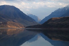 Чарвакське водосховище, узбекистан