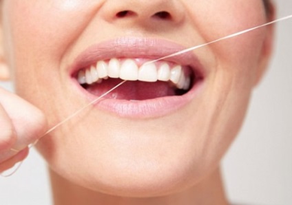 Що робити, якщо їжа застряє між зубів - здорові зуби