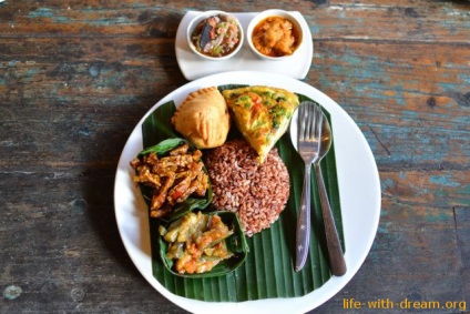 Ce să mănânce pe bali top-10 feluri de mâncare din bucătăria balinese și indenisian, blog-ul de viață cu un vis!