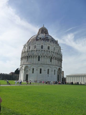 Ce merită să vedeți în Pisa cele mai interesante locuri