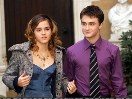 Daniel Radcliffe și prietena lui (soția), emma watson sau kristen stewart, știri și fotografii 2017