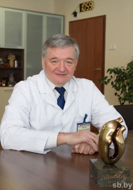Director al cardiologiei RCT alexander mrochek - despre operațiunile hibride, un microscop unic și propriul său