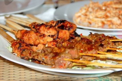 Élelmiszer Bali - az élelmiszer árak, szolgáltatások, éttermek és kávézók (kávézó) Élelmiszer Bali - az élelmiszer árak, szolgáltatások, éttermek és kávézók