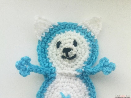 Ez a részletes mester osztály kötés játékok Amigurumi horgolt macska fotók és egy leírást, hogyan kell tanítani