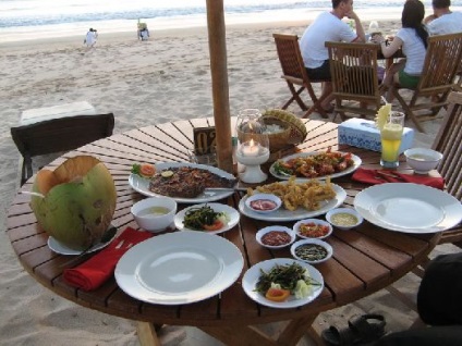 Ahol enni turisták Bali és mennyibe fog kerülni (mennyit) Ahol enni turisták Bali és mennyi lesz megéri