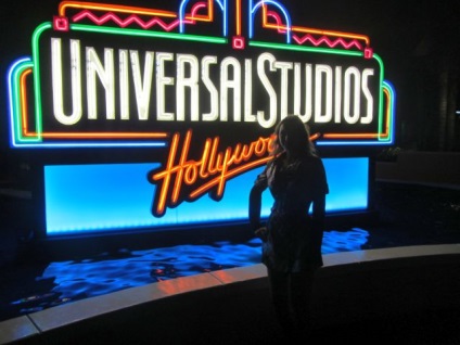 Noapte de groază Helloween în studioul universal, Hollywood - despre o viață fericită
