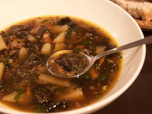 Főzni szárított gomba leves vagy burgonya