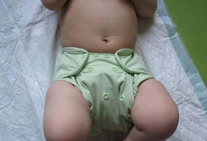 Які підгузники вибрати для новонародженої дитини
