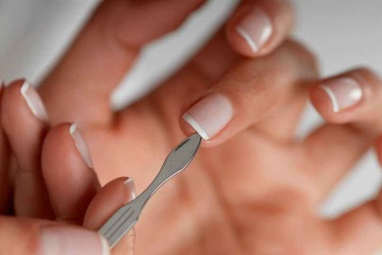 Як доглядати за нігтями в домашніх умовах, жіночі секрети