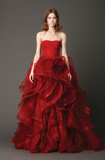 Червоне весільну сукню для сміливих і розкішних наречених