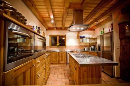 Bucătărie în exemplul de cabană exemple de fotografie de design interior