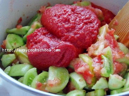 Лечо з зелених помідорів на зиму дуже смачне, легкі рецепти