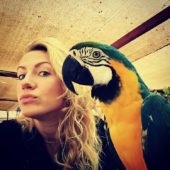 Lesya Nikityuk biografie, fotografie, creștere, instagram (vultur și cozile, pădure în jur, în jurul m)
