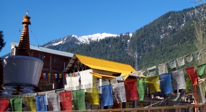 Manali este o stațiune montană în mijlocul Himalaya