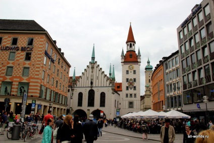 Marienplatz - inima orașului München