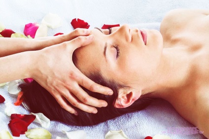Масаж шиацу для обличчя вид японського точкового масажу, ефективний метод
