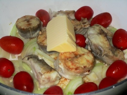 Gurnard paradicsomos mártással - receptek képekkel (tengeri) Gurnard paradicsomos mártással - receptek fényképpel