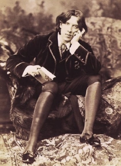Oscar Wilde - dandy, care mereu a depășit ceea ce este permis, mai proaspăt - cel mai bun runde pentru