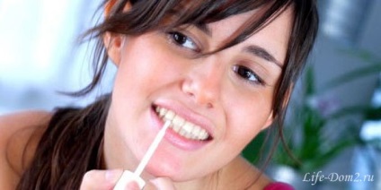 Відбілювання зубів в домашніх умовах - наскільки це реально