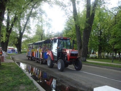 Lacul este mai îngust