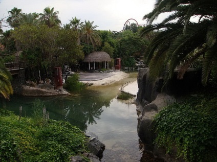 Parcul port aventura în spania lume de divertisment pentru întreaga familie