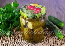 Castraveți marinate picante pentru rețetă de iarnă cu fotografie