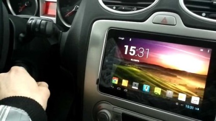 Tablet în loc de înregistrator de radio pe mașină video cum să instalați cu propriile mâini