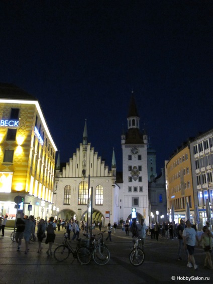 Piața Marienplatz