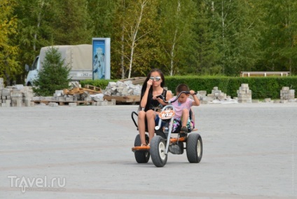 По той бік від вежі чупа-чупс