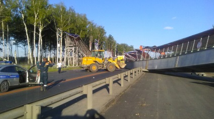 При обваленні моста на трасі М7 «волга» постраждали два водії