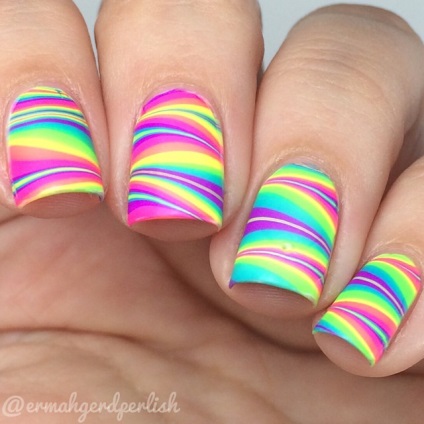 Rainbow manichiura - unghii decor cu manichiura stil curcubeu - instruire cu fotografie