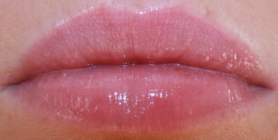 Smoothing luciu de buze cu antioxidanți vitamina c buze buze calm buze de la Clinique -