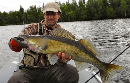 Pescuitul în Karelia de către sălbaticul pe lacuri, pe râuri - cele mai bune locuri