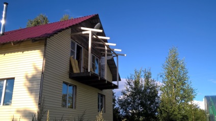 Faceți un balcon din lemn - doar acest lucru sau este greu