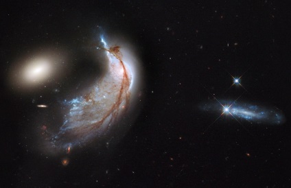 Серія фото від космічного телескопа хаббл «news in photo