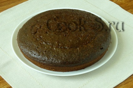 Шоколадний торт з безе - покроковий рецепт з фото, випічка