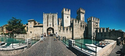 Sirmione (italia) - descriere detaliată, atracții cu fotografii