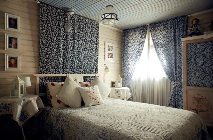 Спальня в сільському стилі