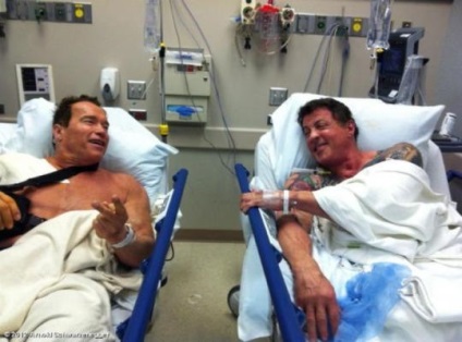 Stallone și Schwarzenegger s-au adunat în spital - un portal despre celebrități