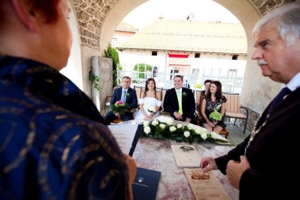 Nunta in limba slovena - o nunta romantica intr-un castel palid