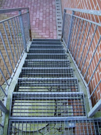 Типи сходів для евакуації вимоги СНиП до граничній відстані евакуаційного шляху з урахуванням