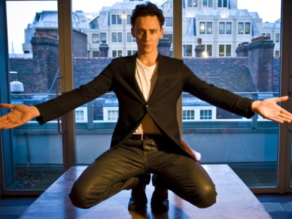 Tom Hiddleston - biografie, filmografie, viata personala, fotografii si videoclipuri