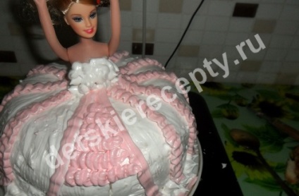Tort cu papusa Barbie, retete pentru copii